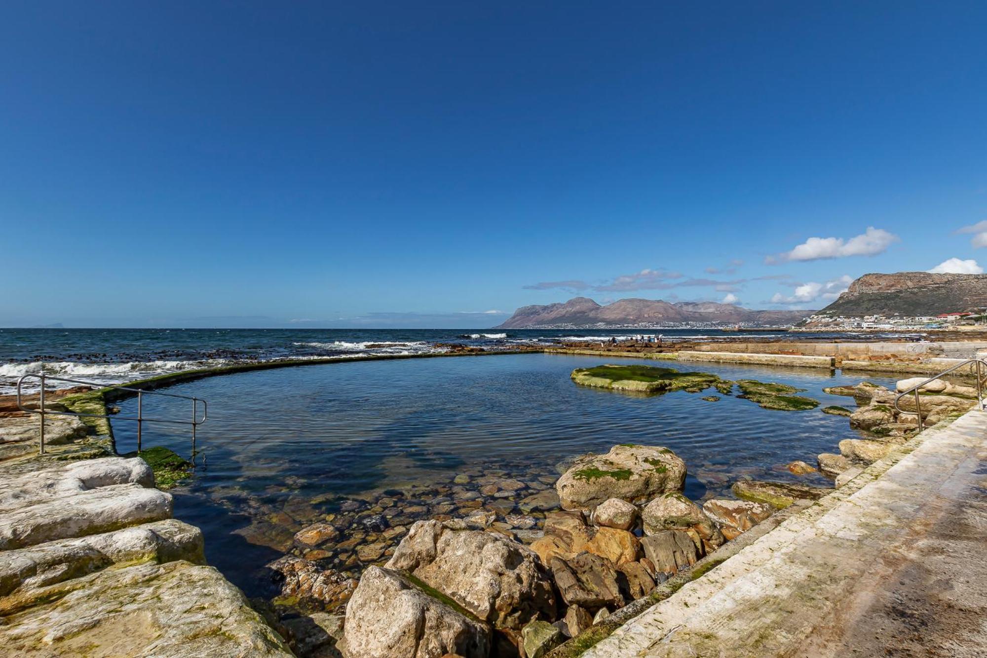 Holiday home Davley House, St Kalk Bay *